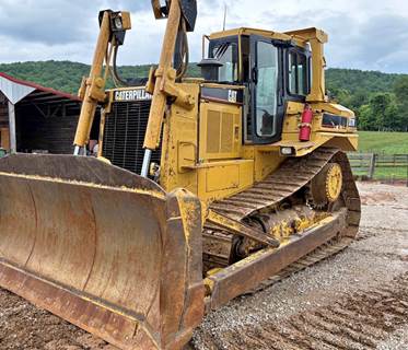 2000 Caterpillar D7R II Dozer