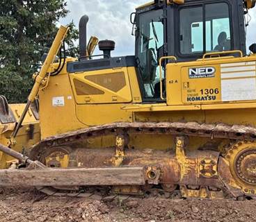 2013 Komatsu D65EX-17 Dozer