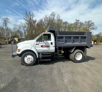 2010 Ford F-750 Dump Truck