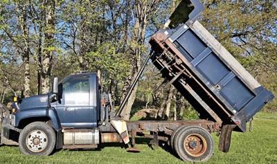 2008 GMC C7500 Dump Truck