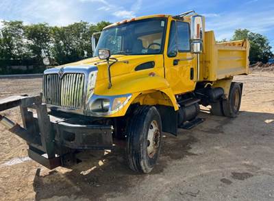 2007 International 7400 Dump/Salt Truck