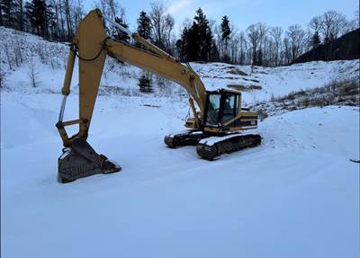 2000 Caterpillar 322B Excavator