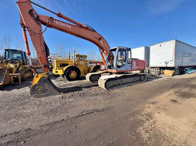 2004 Hitachi EX200-5 Excavator
