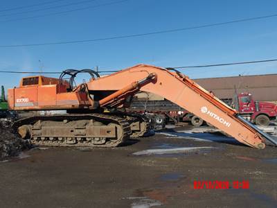 Hitachi EX700 Excavator