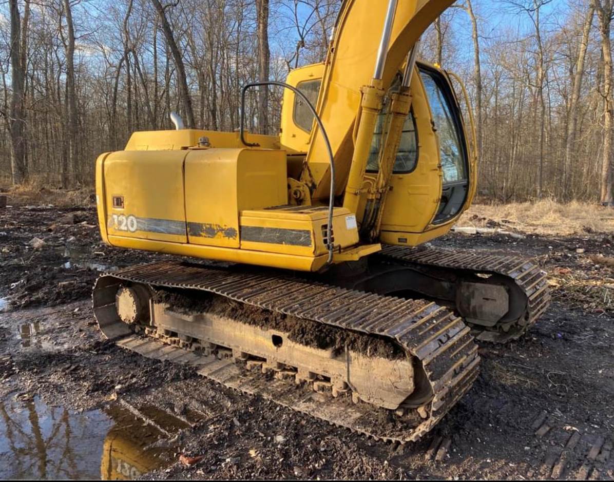 2002 John Deere 120 Excavator For Sale, 7,525 Hours Wayne, MI