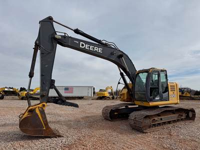 2012 John Deere 225D LC Excavator