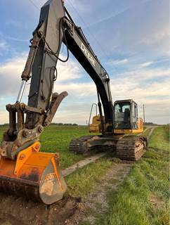 2014 John Deere 290G LC Excavator