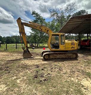 1996 John Deere 490E Excavator