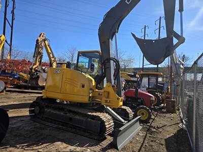 John Deere 85D Excavator