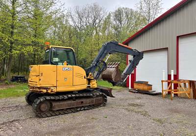 2010 John Deere 85D Excavator