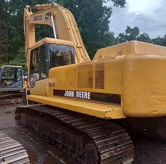 John Deere 892E LC Excavator
