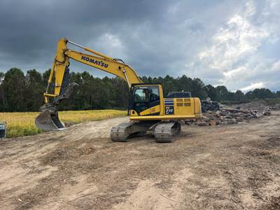 2024 Komatsu PC210LC-11 Excavator