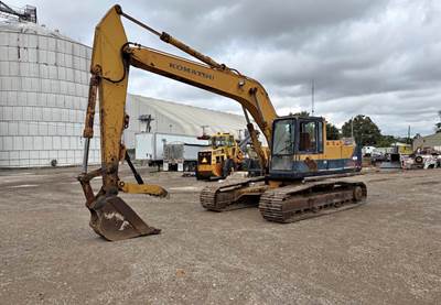 Komatsu PC220LC-3 Excavator