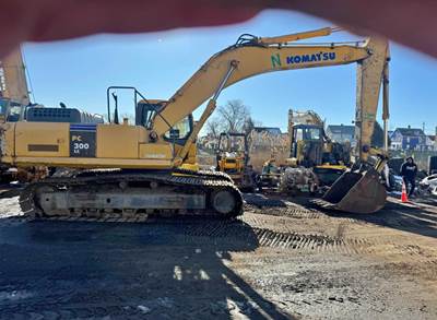 2007 Komatsu PC300 LC-7E Excavator