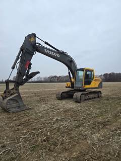 2005 Volvo EC160 LC Excavator - Bucket & Thumb