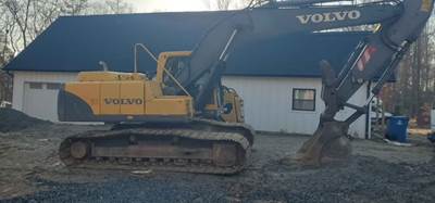 2004 Volvo EC210B LC Excavator