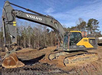2022 Volvo EC300EL Excavator