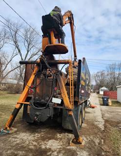 1989 International 8500 Grapple Truck