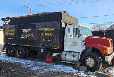1988 International S Series 1954 Grapple Truck