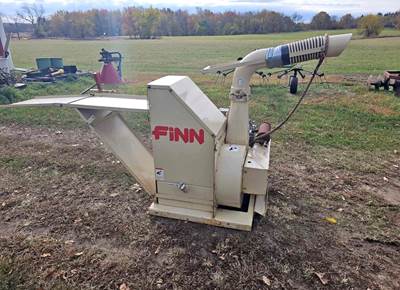 FINN B40 Hydroseeder / Straw Blower
