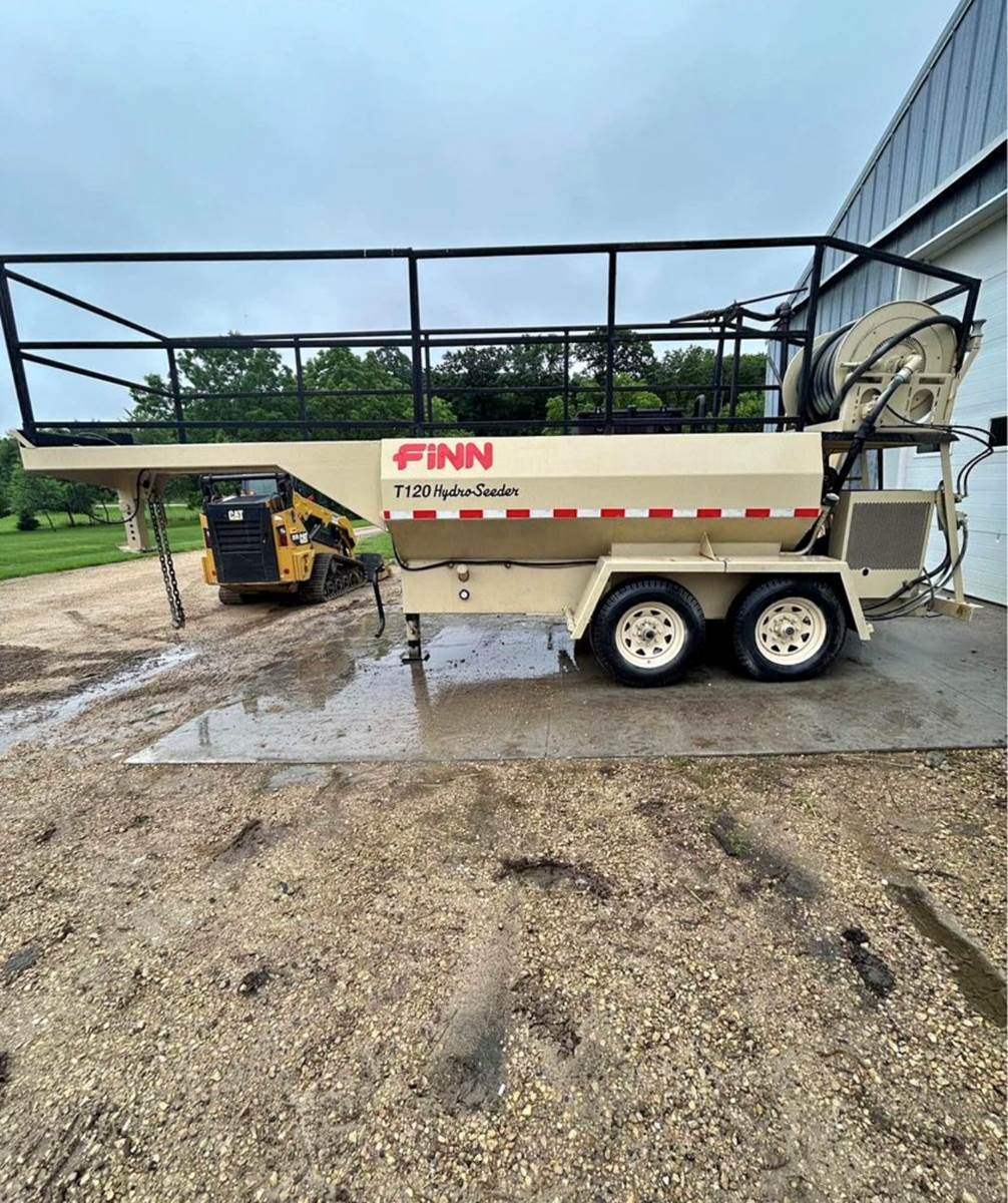 2002 FINN T120 Hydroseeder / Straw Blower For Sale Van Buren Charter