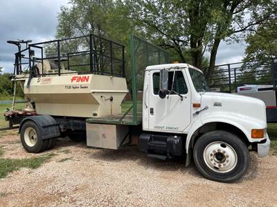 2009 FINN T120 Hydroseeder / Straw Blower