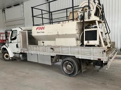 FINN T120 Hydroseeder on 2005 Freightliner