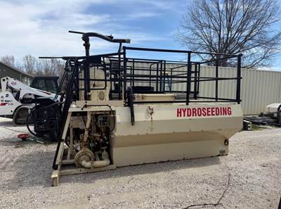 2008 FINN T120 Hydroseeder / Straw Blower