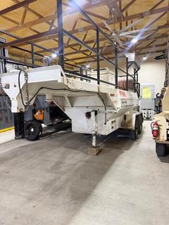 FINN T120GN Hydroseeder / Straw Blower