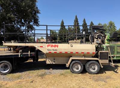 2000 FINN T120GN Hydroseeder / Straw Blower