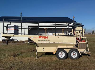 FINN T120GN Hydroseeder / Straw Blower