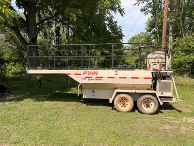 2000 FINN T120GN Hydroseeder