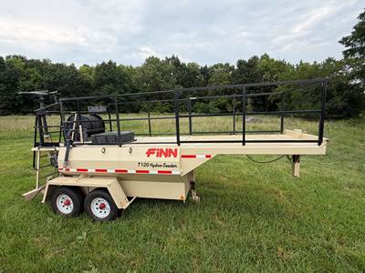 2021 FINN T120GN Hydroseeder / Straw Blower