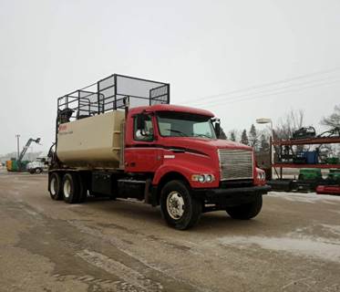 FINN T330 Hydroseeder on 2009 Volvo VHD (Auto Trans)