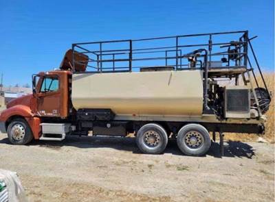 FINN T330 Hydroseeder on 2006 Freightliner