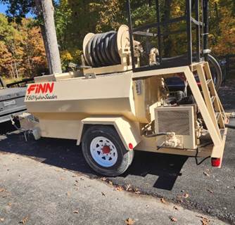 FINN T60 Hydroseeder / Straw Blower