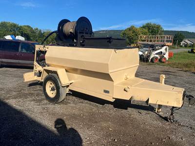 FINN T60T Hydroseeder / Straw Blower