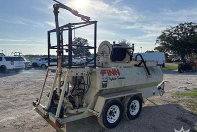 FINN T75T Hydroseeder / Straw Blower