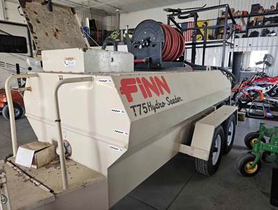 2015 FINN T75T Hydroseeder / Straw Blower