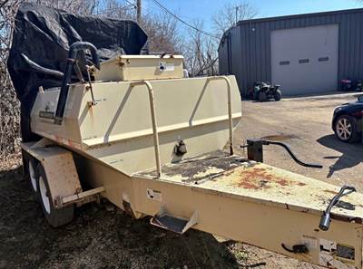 FINN T90TII Hydroseeder / Straw Blower