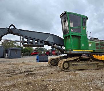 2020 John Deere 3156G Tracked Log Loader