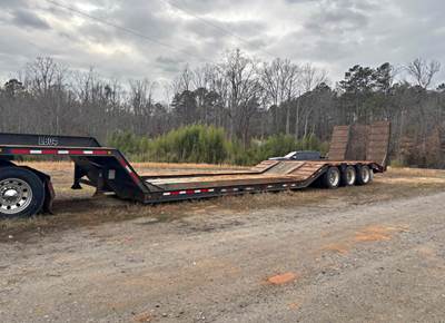 2002 Magnolia 50 ton Lowboy Trailer