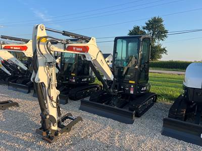 2025 Bobcat E35R2 Mini Excavator - Bucket & Thumb