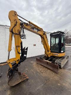 2006 Caterpillar 305CR Mini Excavator - Bucket & Thumb