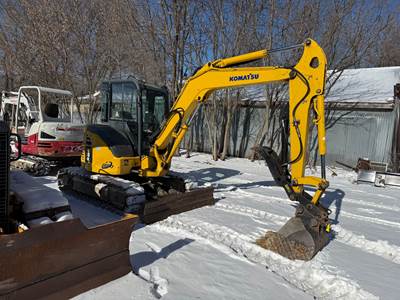 2010 Komatsu PC55MR-3 Mini Excavator - Bucket & Thumb