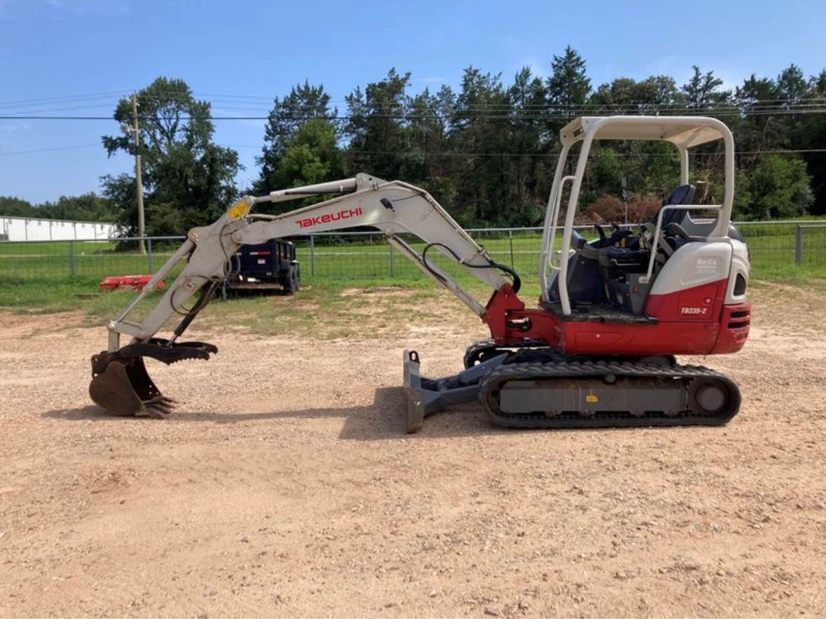 2022 Takeuchi TB2352 Mini Excavator For Sale Wayne, MI