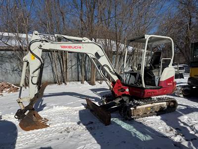 2017 Takeuchi TB240 Mini Excavator - Bucket & Thumb