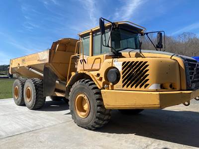 2005 Volvo A25D Off-Highway Truck