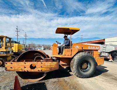 1998 Sakai SV910 Padfoot Roller Compactor