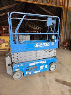 2015 Genie GS-1930 Scissor Lift